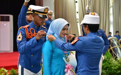 PENGUKUHAN IBU ASUH TARUNA/TARUNI TINGKAT I AKADEMI TNI