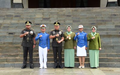 Berprestasi, Kopral Taruna Rendy Mauludy dan Sheiva Arna Bilbila Raih Gelar Terbaik Tingkat I Akademi Militer