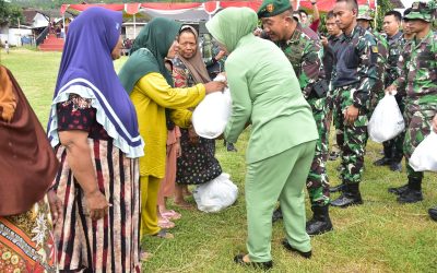 Peduli dengan Kesulitan Masyarakat, Akmil Gelar Bakti Sosial di Daerah Latihan Gringsing dan Batang