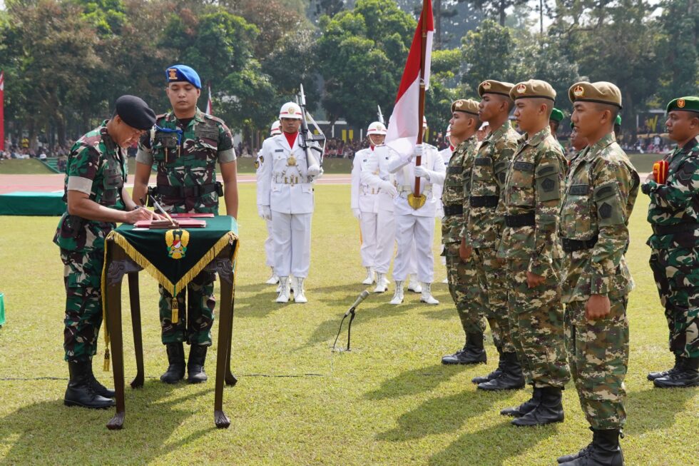 600 Kadet Unhan RI Ditetapkan Sebagai Komponen Cadangan, Sekjen Kemhan Resmi Tutup Diksarmil di Akmil