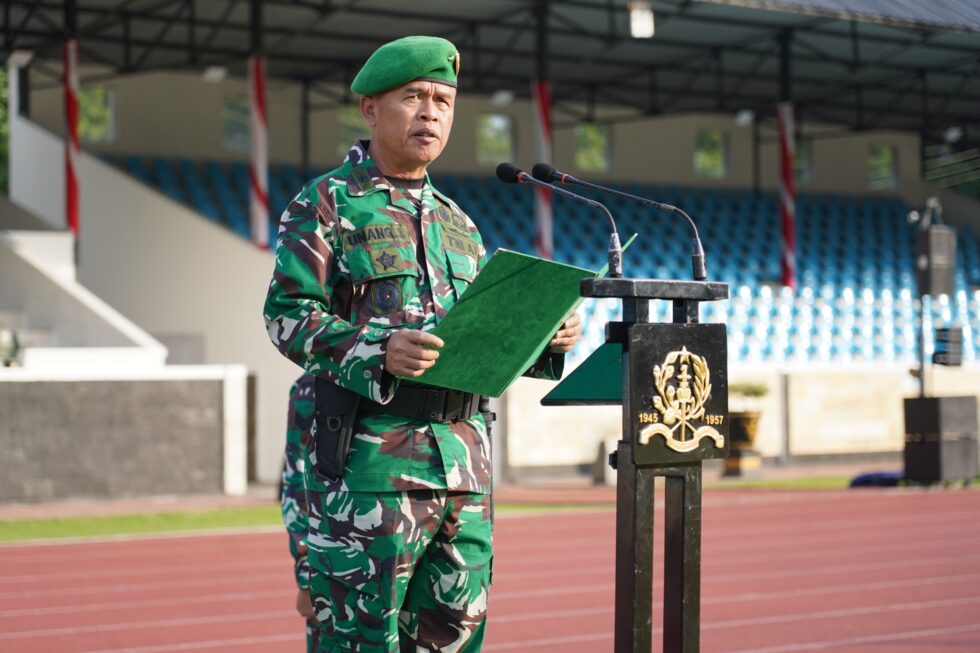 Brigjen TNI Unang Sudargo Pimpin Upacara Bendera Akhir Bulan Juli 2025 di Akmil