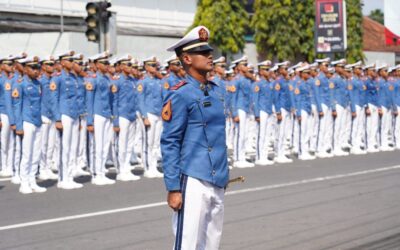Taruna Akmil Tingkat III dan IV TP 2024/2025 Laksanakan Kirab Pamitan di Kota Magelang
