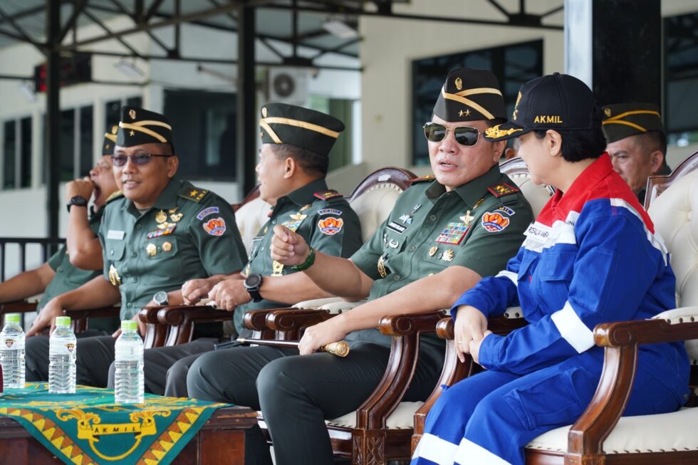 Gubernur Akmil Hadiri Penutupan Pelatihan Bela Negara Calon Pekerja Pertamina 2025