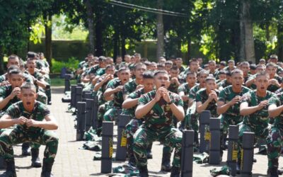 Taruna Akmil Menerima Pembekalan Kepemimpinan Lapangan dari “The King of Sparko”